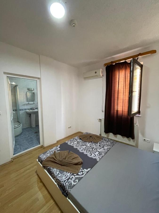 Ela Hostel Prizren Dış mekan fotoğraf